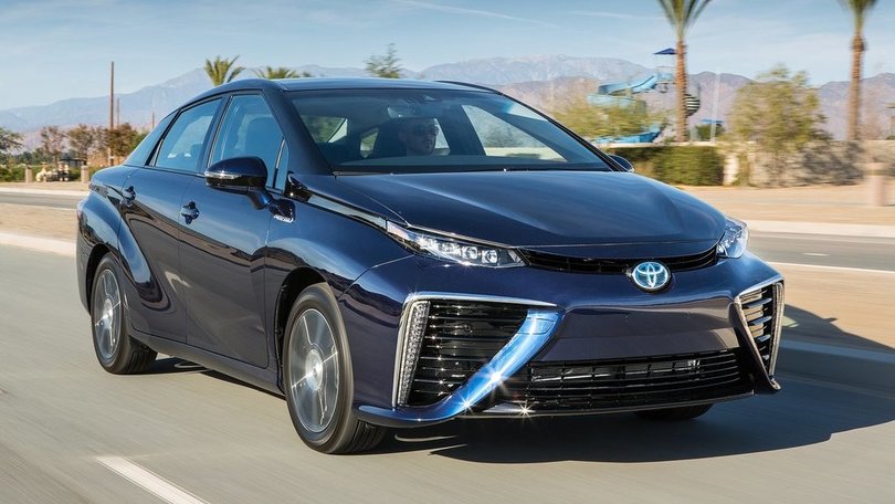 Toyota Mirai, la berlina a idrogeno è sbarcata in Europa