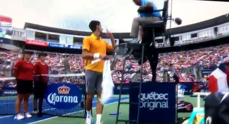 Spinello in tribuna, Djokovic chiede l'intervento dell'arbitro