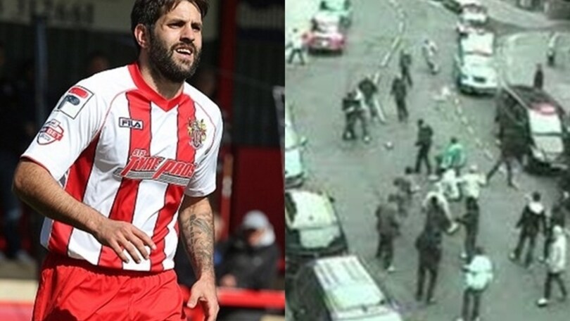 Giocatore ultras ritrova in campo la squadra "nemica"
