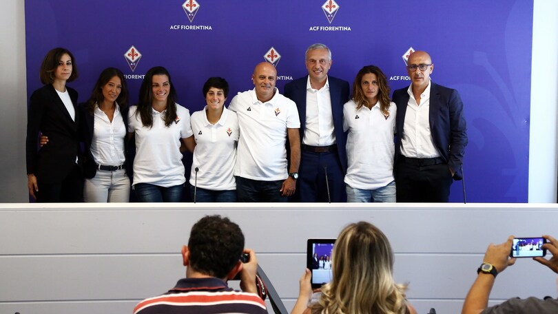 Fiorentina, presentata la squadra femminile