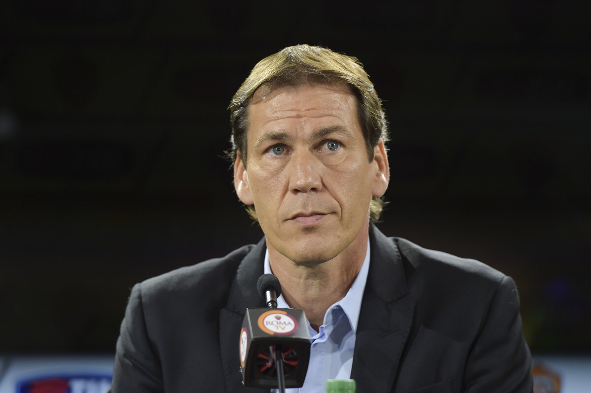 Garcia: «Roma, subito tre punti. Totti-Dzeko? Si può»