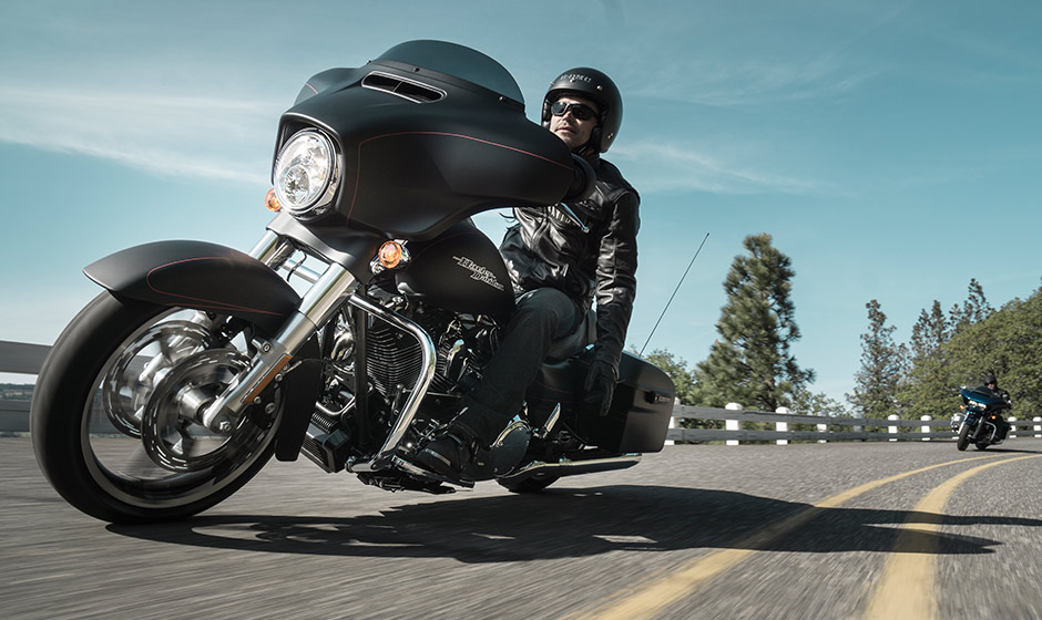 Harley-Davidson Street Glide Special, sulla regina si viaggia da re