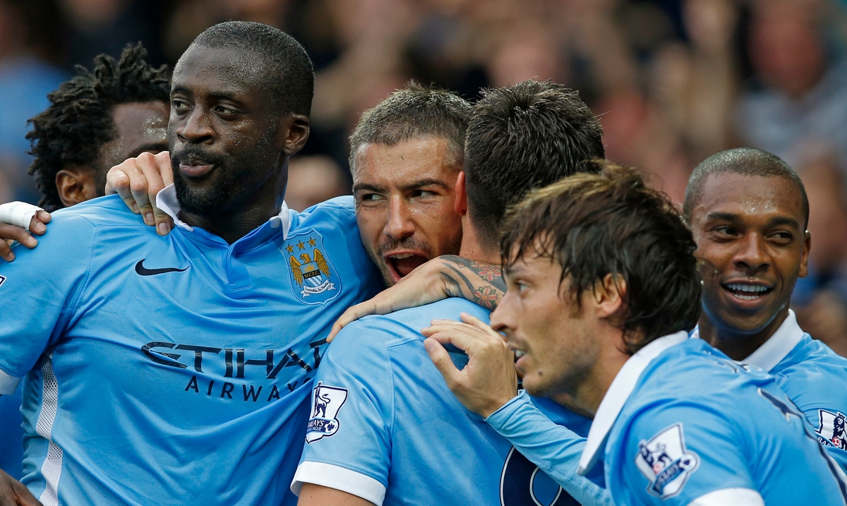 City in testa da solo. Everton ko 2-0