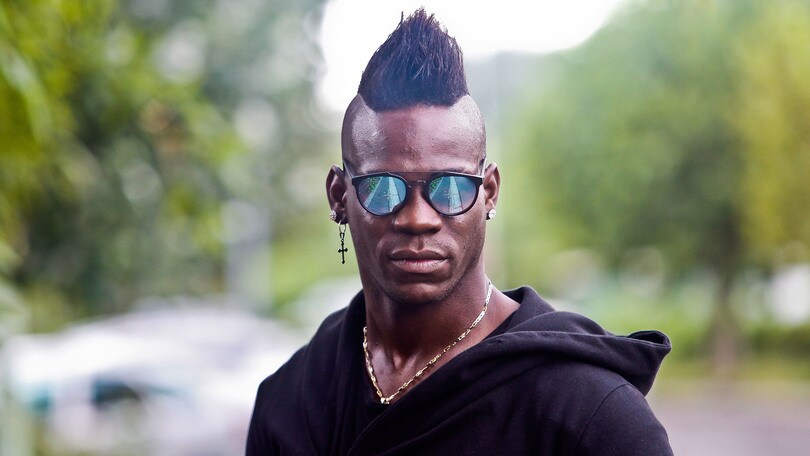 Balotelli, eccolo a Brescia in attesa del Milan