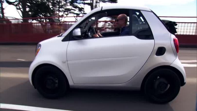Nuova Smart fortwo cabrio, il video in anteprima