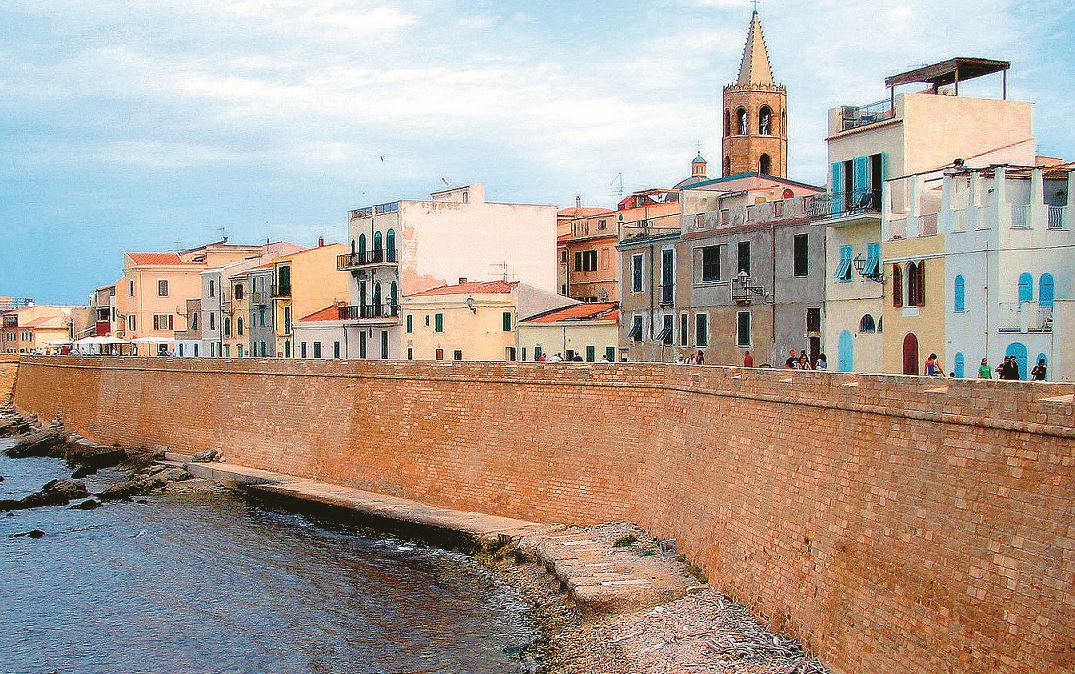 Vacanze in moto, la Sardegna