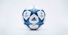 Ecco "Finale 15" il nuovo pallone della Champions League