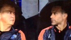 Chicharito sbaglia il rigore, Van Gaal la prende così