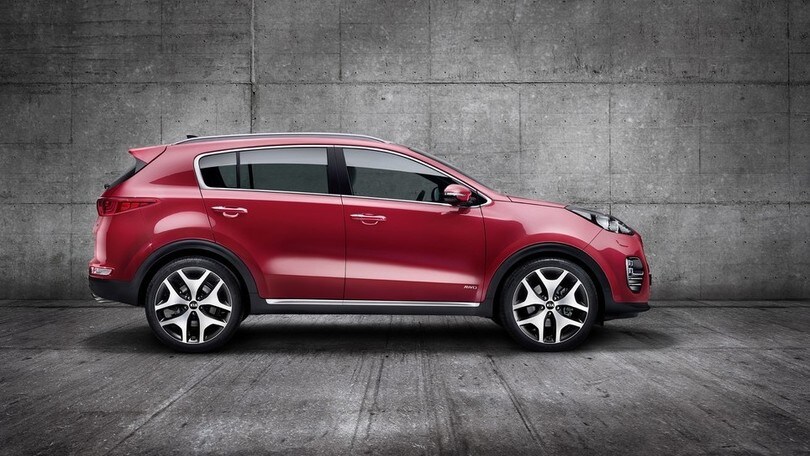Kia Sportage, prime immagini ufficiali