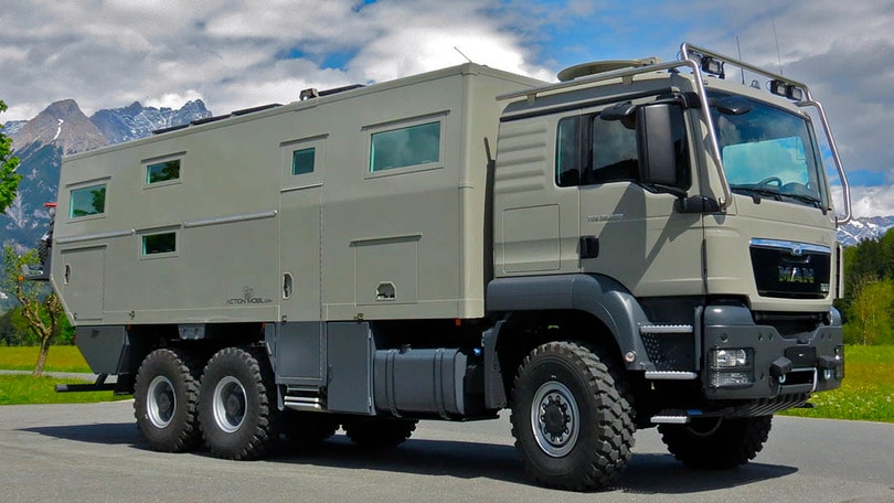 Globecruiser 7500, il camper 6x6 da 775 mila euro