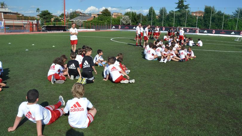 C.C.Rossonero, i gruppi dal 1999 al 2003 in ritiro