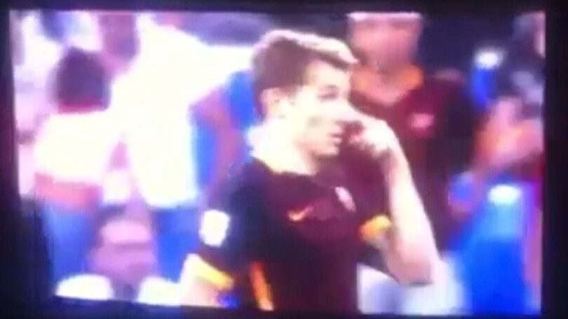 Digne come Totti, indica il risultato ai giocatori della Juve