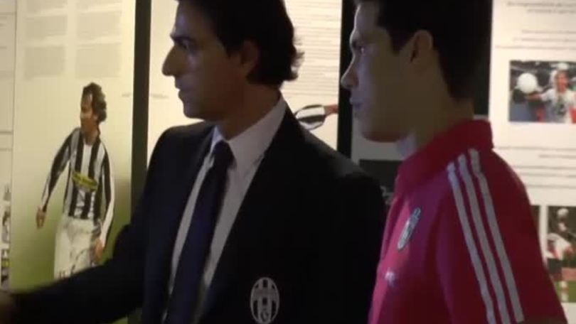 Hernanes e Lemina al Museo della Juventus