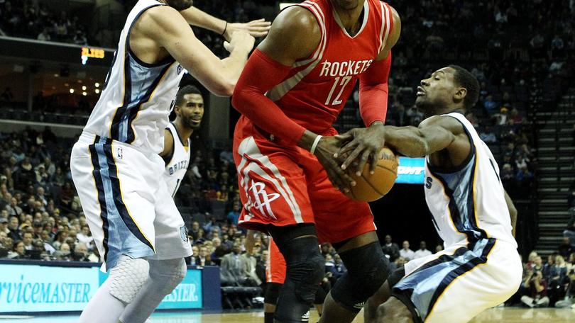 Dwight Howard, con la pistola all'aeroporto