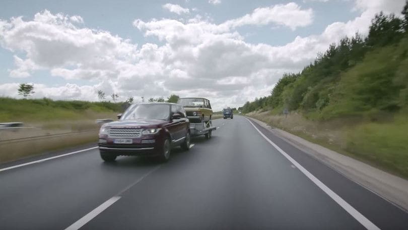 Land Rover Transparent Trailer, il rimorchio "sparisce"