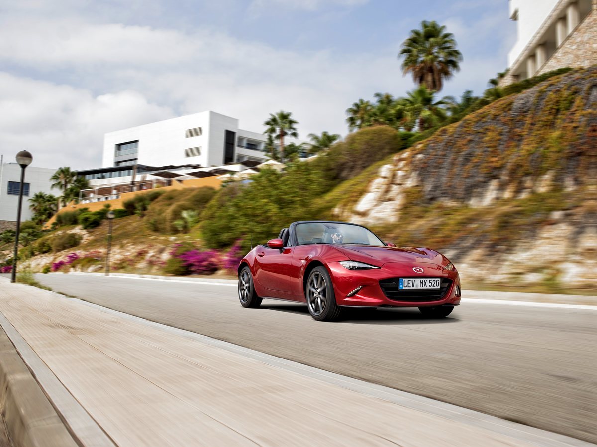 Nuova Mazda MX-5 la prova su strada
