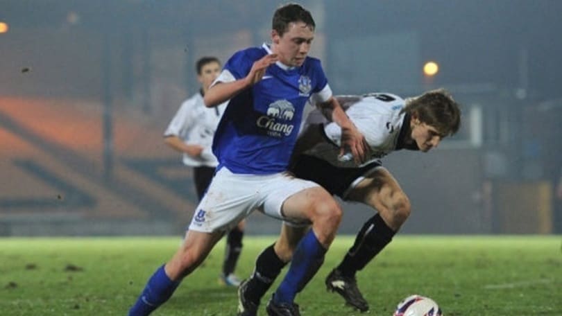 Pennington, il difensore blindato dall’Everton