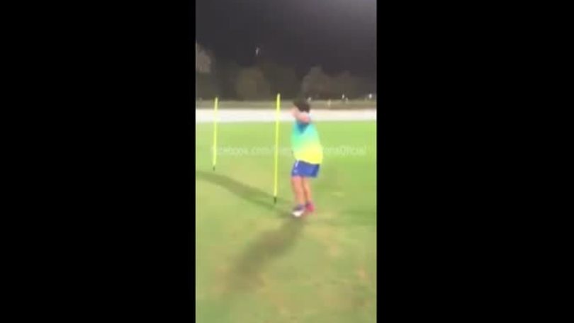 Maradona si allena a Dubai con 45 gradi all'ombra