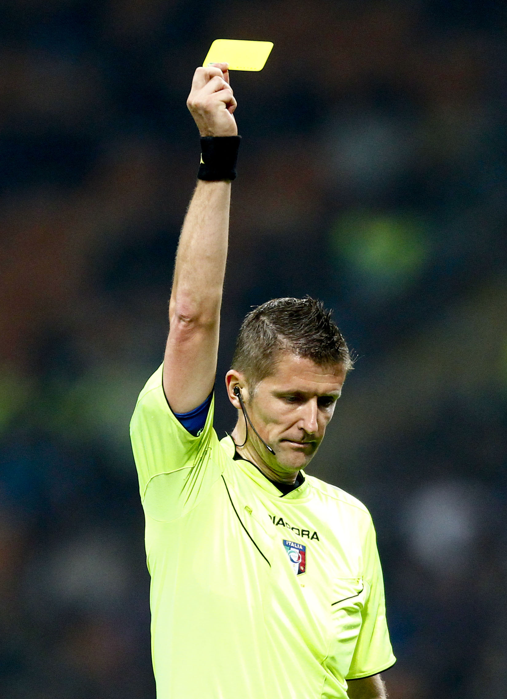 In Serie B gli arbitri avranno anche il cartellino verde