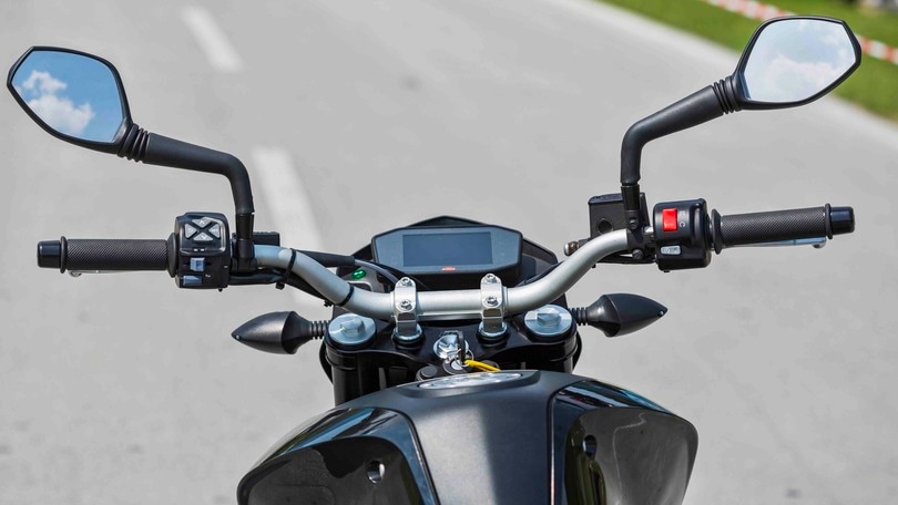 KTM Duke 690: foto