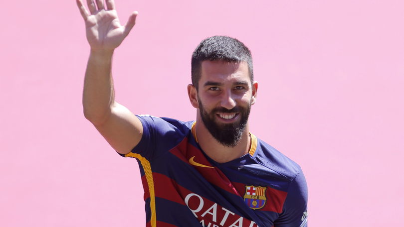 Calciomercato, Arda Turan: «Vorrei chiudere la carriera al Barcellona»