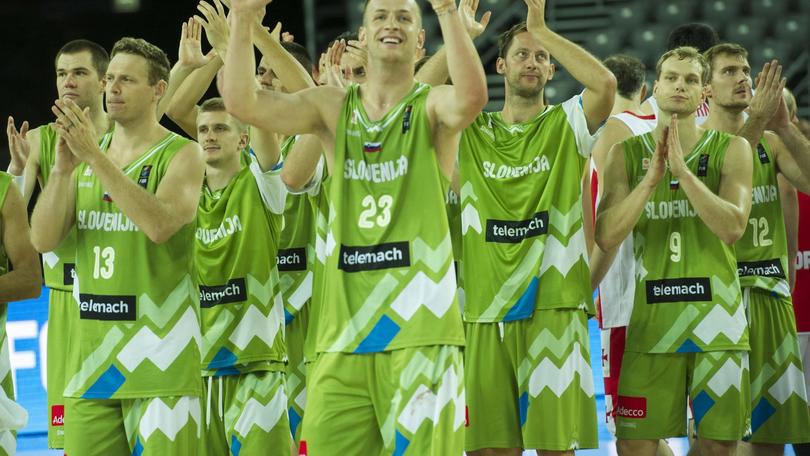 Slovenia con fatica, anche l'Olanda c'è