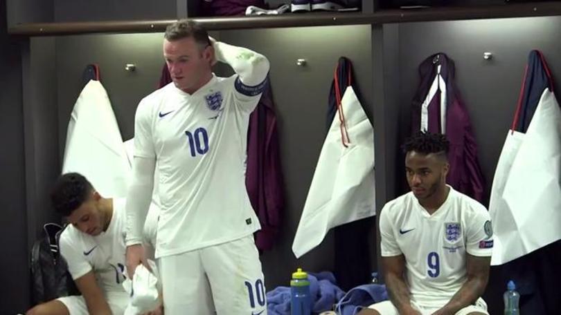 Rooney nella storia, si commuove nello spogliatoio