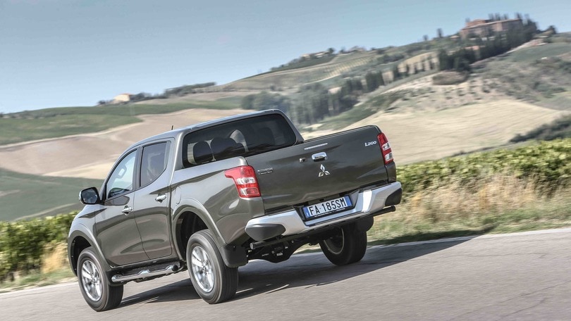 Mitsubishi L200: arriva la quinta generazione
