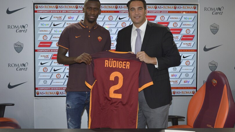 Roma, Rudiger c'è: si allena in gruppo
