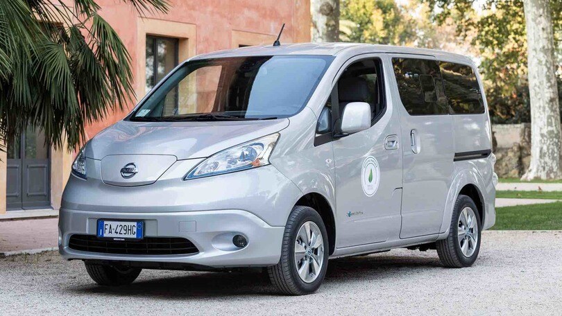 Nissan: una scossa al turismo con Evalia