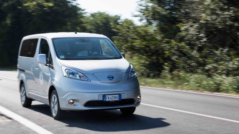 Nissan: una scossa al turismo con Evalia