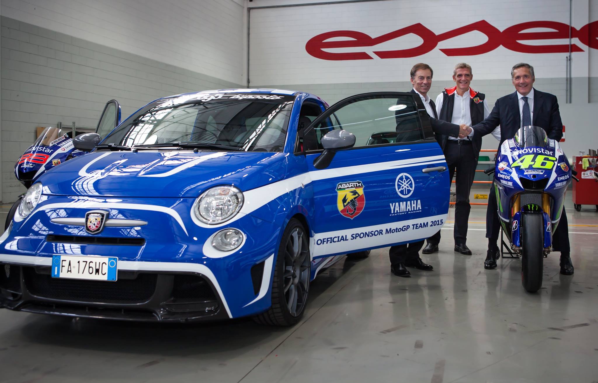 Abarth, tre 695 Yamaha per Rossi, Lorenzo e Jarvis