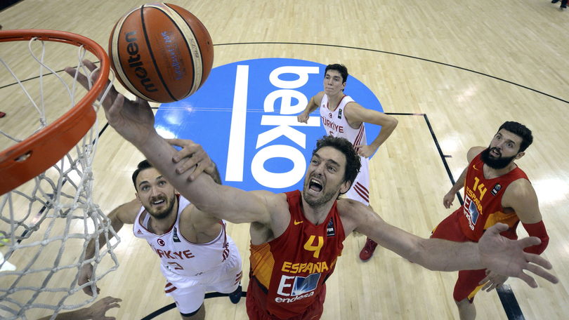 Gasol è infallibile Spagna ai quarti