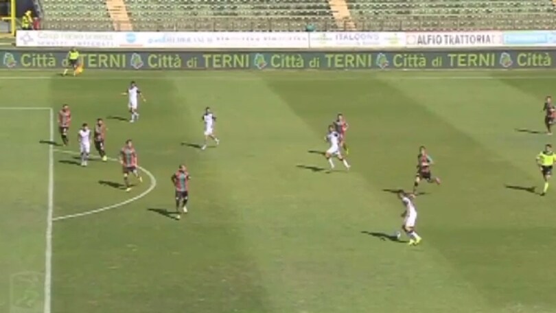 Serie B, Ternana-Cagliari 1-1