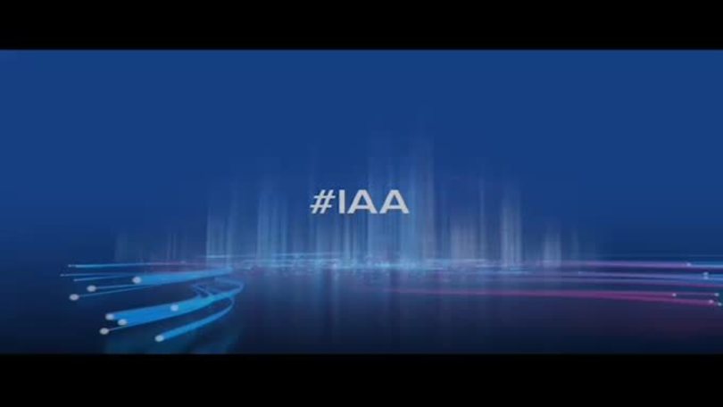 Jaguar F-Pace: Salone Francoforte LIVE
