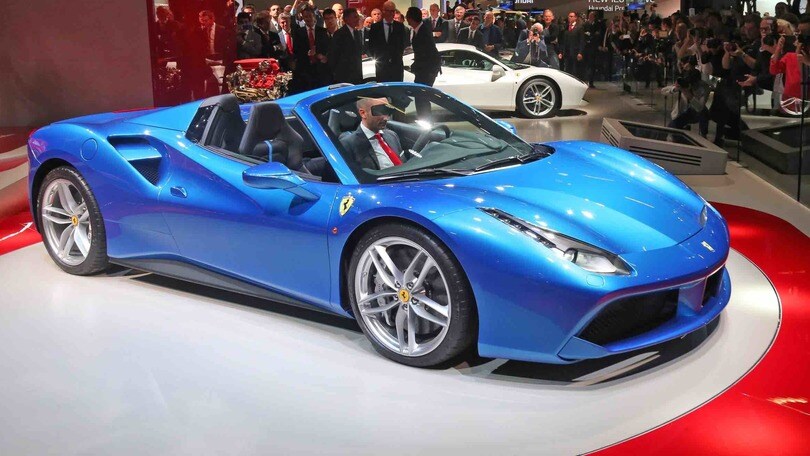 Salone Francoforte LIVE: finalmente la Ferrari 488 Spider