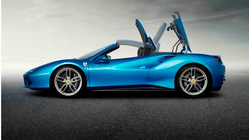 Salone Francoforte LIVE: foto Ferrari 488 Spider