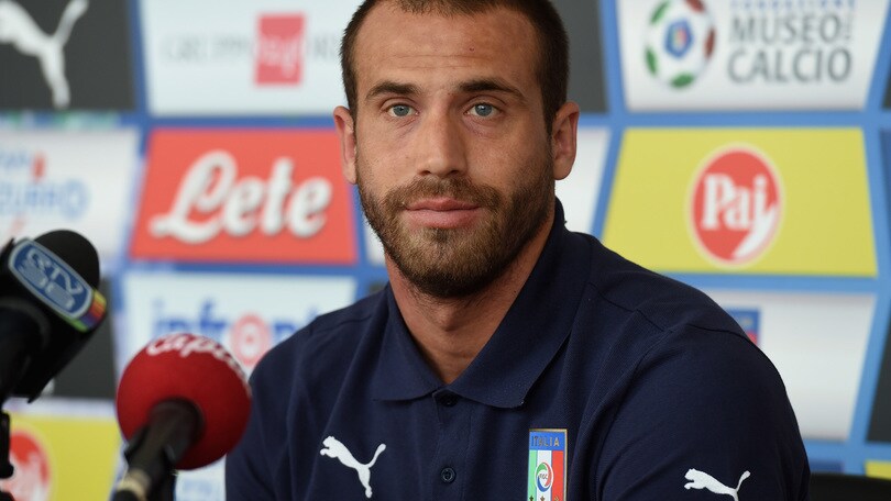 Samp, De Silvestri si allena con la palla