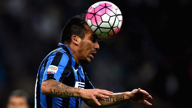 Inter, Medel in luce: ora è l'uomo in più