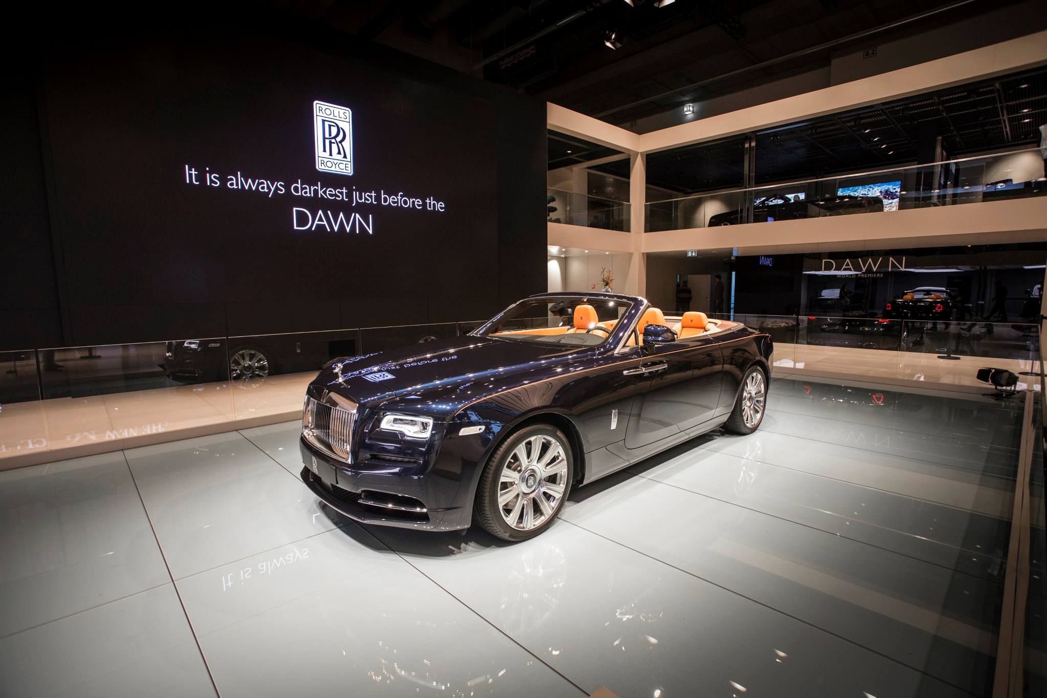 Rolls Royce Dawn, spunta l'alba al Salone di Francoforte