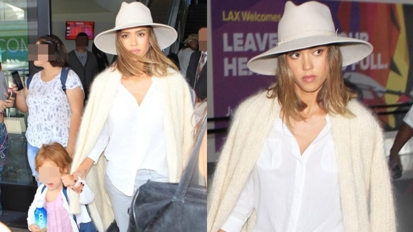 Sensuale Jessica Alba, il look è total white