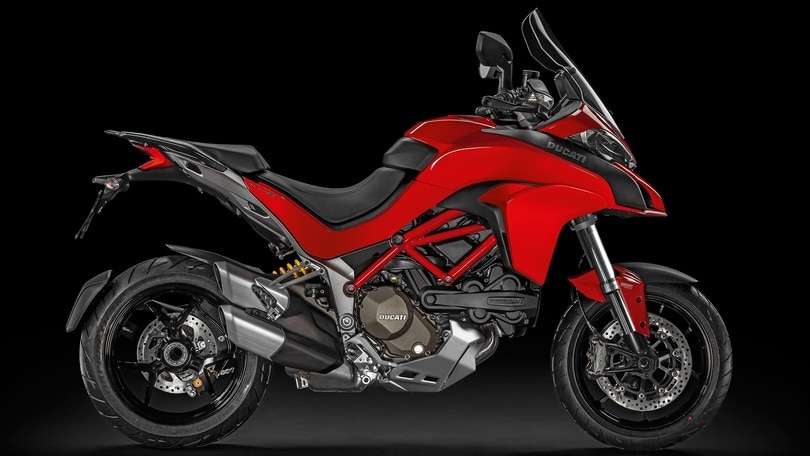 Ducati a EICMA con 9 novità. E le vendite volano…