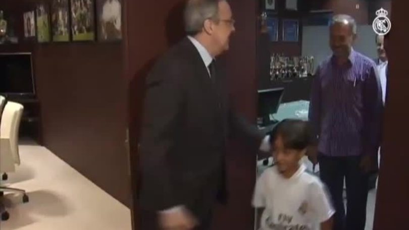 Il Real Madrid accoglie i simboli della tragedia siriana