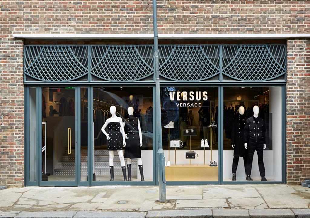 Versus Versace apre a New York, Londra e Parigi