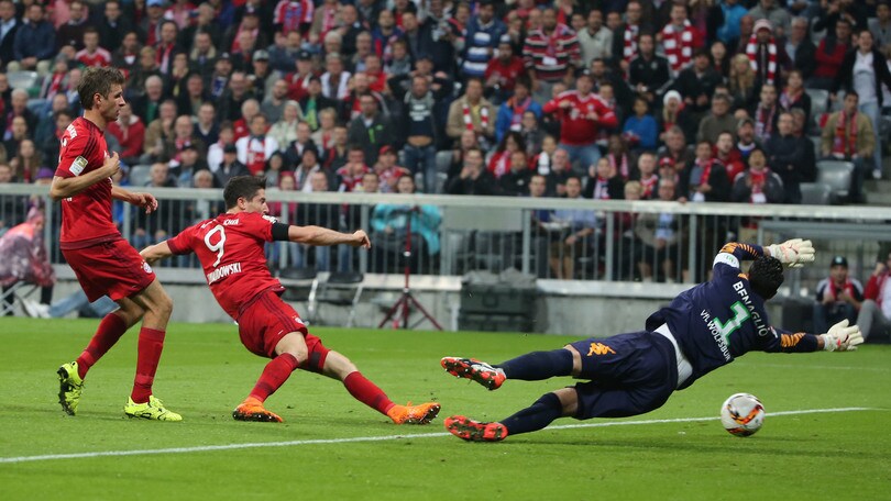 Il "cannoniere internazionale", Lewandowski sale a 8
