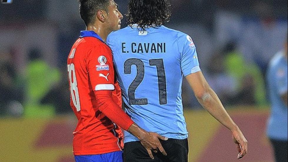 Jara: «Non mi pento dell'episodio con Cavani»