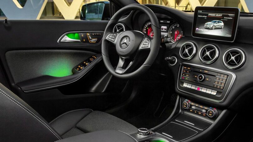 Mercedes-Benz: la Classe A è tutta nuova