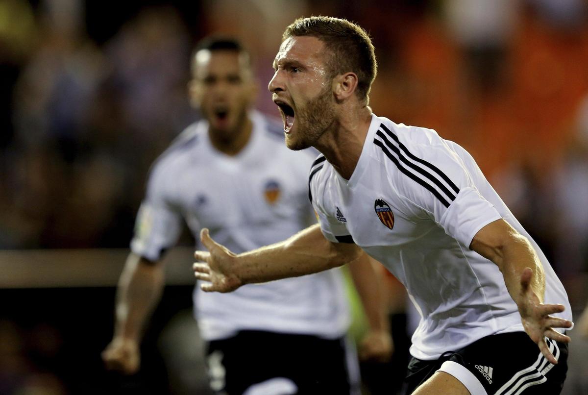 Calciomercato Juventus, Mustafi è la nuova idea: Marotta è già in azione