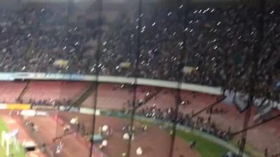 Napoli, 50mila al San Paolo cantano 'O surdato nnammurato