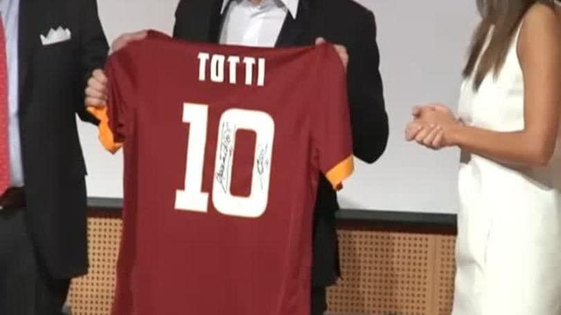 Totti papà per la terza volta